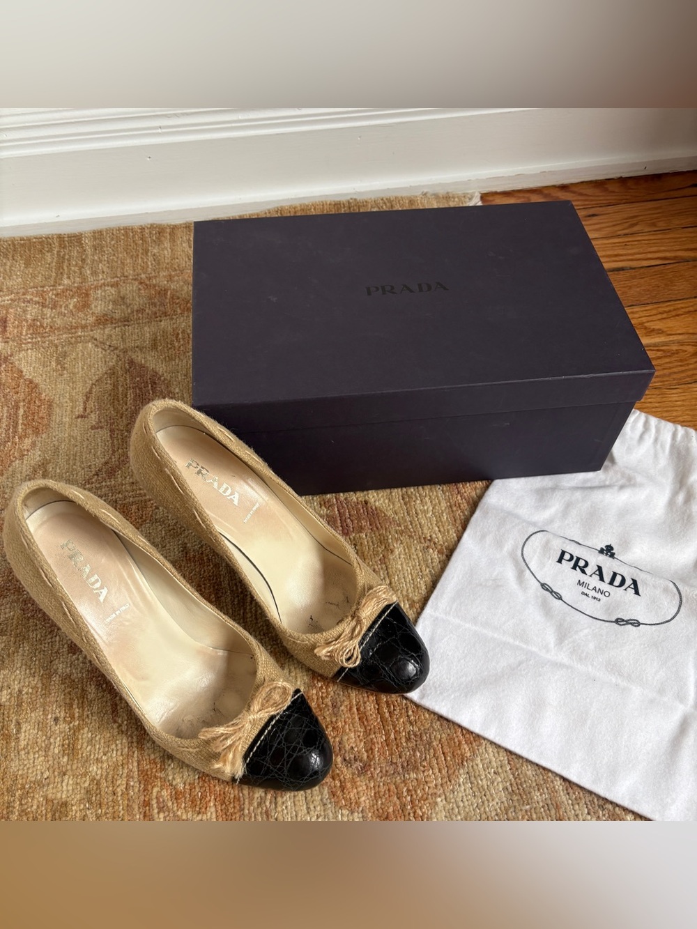 Vintage Prada Woven Raffia Cap-Toe Bow Pumps with Crocodile Trim -39 - SS 2003/4